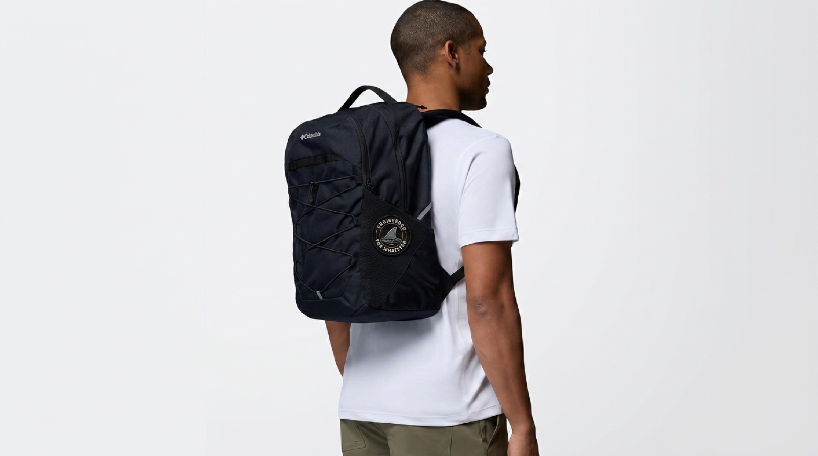 Mochila con parche Engineered for Whatever